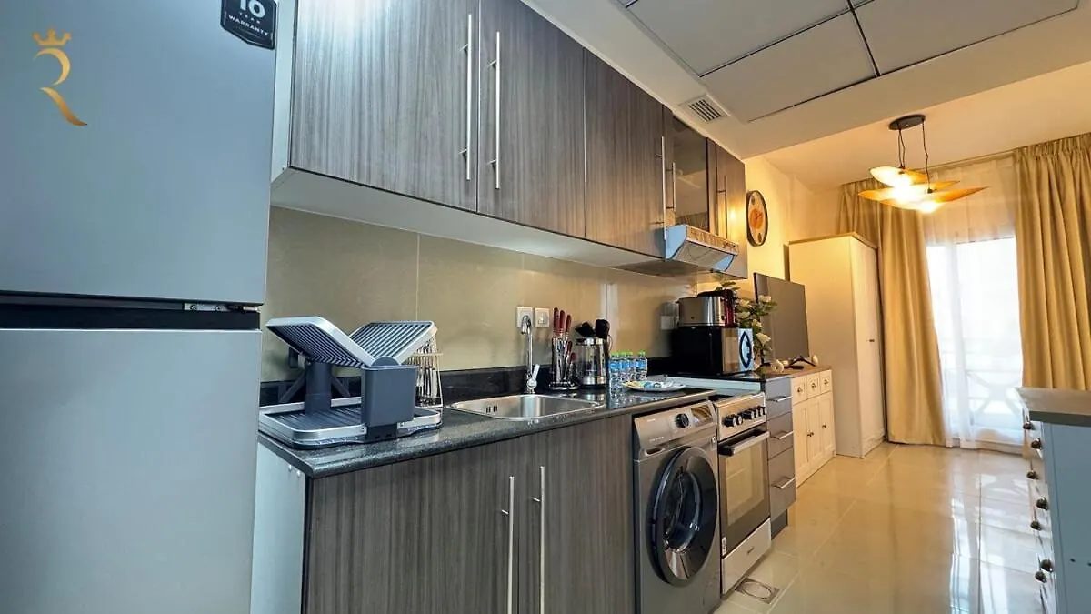 Luxury Stay In Al Reef Studio With King Bed Abu Dhabi Emirados Árabes Unidos